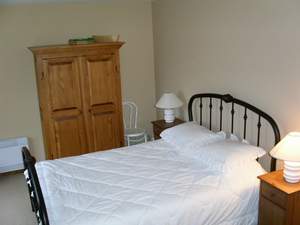 condo master bedroom